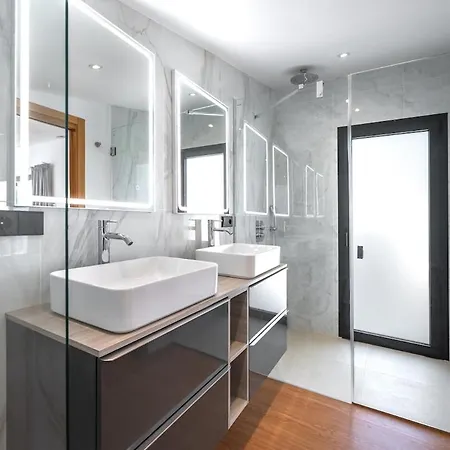 Golden Mile 4 Ensuite Br Private Pool فيلة ماربيا