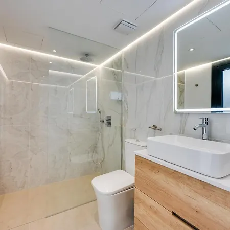 Golden Mile 4 Ensuite Br Private Pool ماربيا